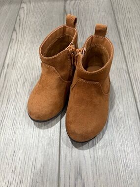 Cat & Jack Chestnut Brown Suede Toddler Ankle Boots